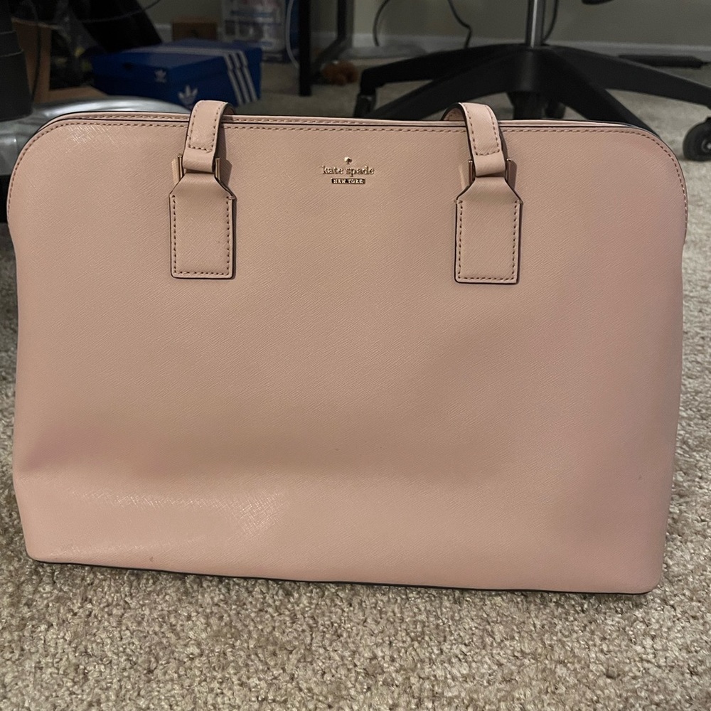 EUC KATE SPADE LAPTOP BAG WITH LAPTOP SLEEVE COMPARTMENT IN MIDDLE! Light pink!